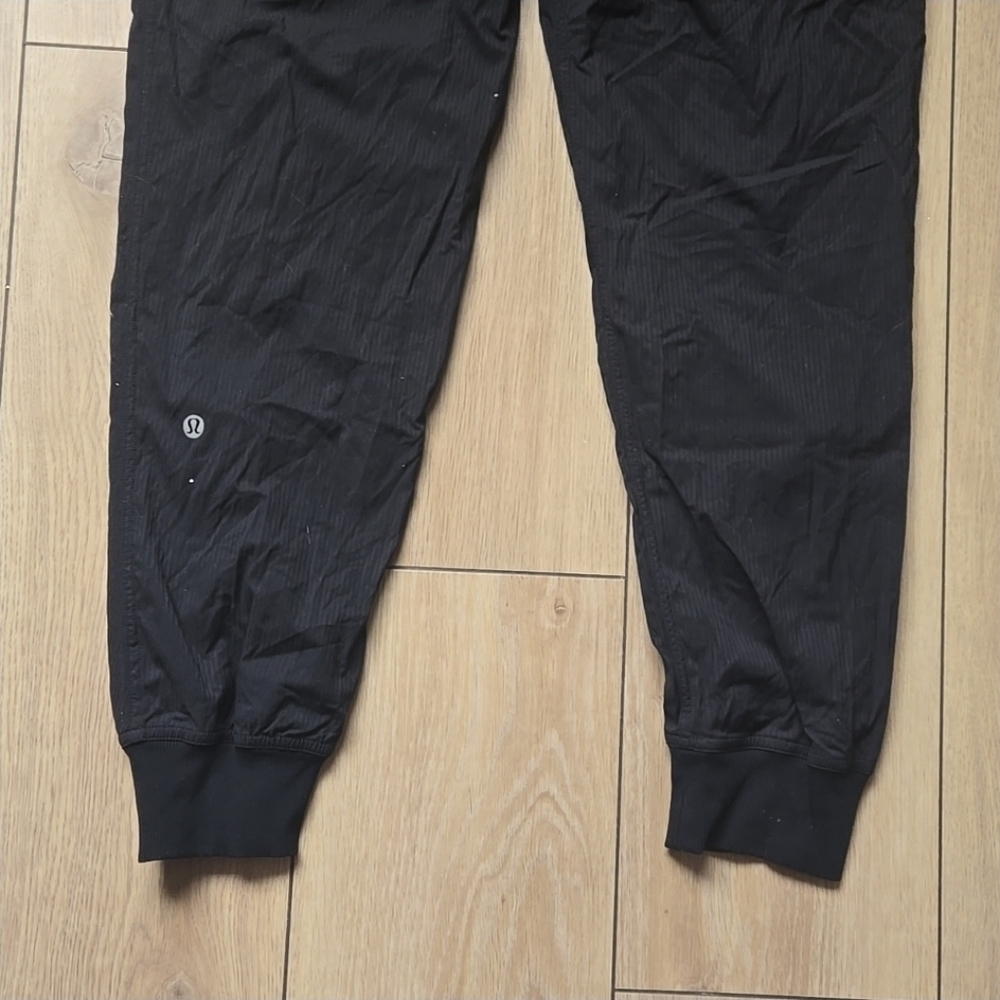 Lululemon Dance Studio Mid-Rise Jogger Sz 6 - Picture 9 of 12